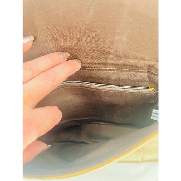 Genuine Leather Clutch With Detachable Strap Unbranded Minimalist Twee Neutral - Picture 4 of 6